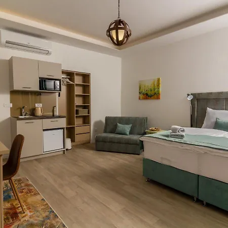 O..c.. Lux سراييفو